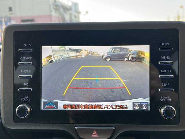 トヨタ ヤリスクロス X 山口県 2020(令2)年 2.6万km ホワイトパールクリスタルシャイン 禁煙車/前方ドライブレコーダー/ETC/スマートキー/プッシュスタート/純正HDDナビ/(DTV/BT/USB/ラジオ)/バックカメラ/クリアランスソナー/衝突軽減ブレーキ/電子パーキングブレーキ/レーダークルーズコントロール/オートライト/マニュアルエアコン/純正フロアマット/車線逸脱警報装置/保証書/取扱説明書/オートハイビーム