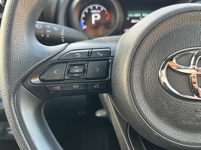 トヨタ ヤリスクロス X 山口県 2020(令2)年 2.6万km ホワイトパールクリスタルシャイン 禁煙車/前方ドライブレコーダー/ETC/スマートキー/プッシュスタート/純正HDDナビ/(DTV/BT/USB/ラジオ)/バックカメラ/クリアランスソナー/衝突軽減ブレーキ/電子パーキングブレーキ/レーダークルーズコントロール/オートライト/マニュアルエアコン/純正フロアマット/車線逸脱警報装置/保証書/取扱説明書/オートハイビーム