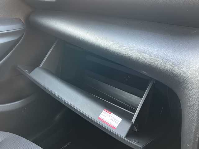 トヨタ ヤリスクロス X 山口県 2020(令2)年 2.6万km ホワイトパールクリスタルシャイン 禁煙車/前方ドライブレコーダー/ETC/スマートキー/プッシュスタート/純正HDDナビ/(DTV/BT/USB/ラジオ)/バックカメラ/クリアランスソナー/衝突軽減ブレーキ/電子パーキングブレーキ/レーダークルーズコントロール/オートライト/マニュアルエアコン/純正フロアマット/車線逸脱警報装置/保証書/取扱説明書/オートハイビーム