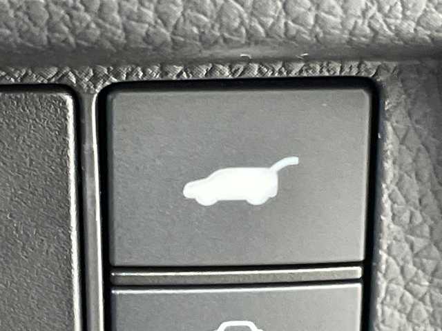 ホンダ ステップワゴン スパーダ eHEV 群馬県 2025(令7)年 0.1千km クリスタルブラックパール 禁煙車　登録済未使用車　純正１７．５インチナビ　バックカメラ　両側パワースライドドア　パワーバックドア　アダプティブクルーズコントロール　ＬＥＤライト　ＡＨＢ　純正16インチアルミホイール　スペアキー