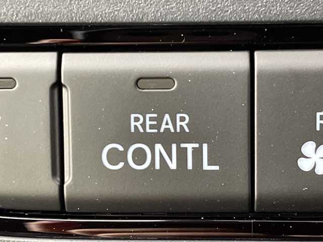 ホンダ ステップワゴン スパーダ eHEV 群馬県 2025(令7)年 0.1千km クリスタルブラックパール 禁煙車　登録済未使用車　純正１７．５インチナビ　バックカメラ　両側パワースライドドア　パワーバックドア　アダプティブクルーズコントロール　ＬＥＤライト　ＡＨＢ　純正16インチアルミホイール　スペアキー