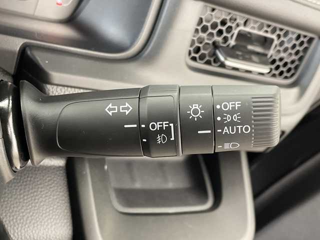 ホンダ ステップワゴン スパーダ eHEV 群馬県 2025(令7)年 0.1千km クリスタルブラックパール 禁煙車　登録済未使用車　純正１７．５インチナビ　バックカメラ　両側パワースライドドア　パワーバックドア　アダプティブクルーズコントロール　ＬＥＤライト　ＡＨＢ　純正16インチアルミホイール　スペアキー