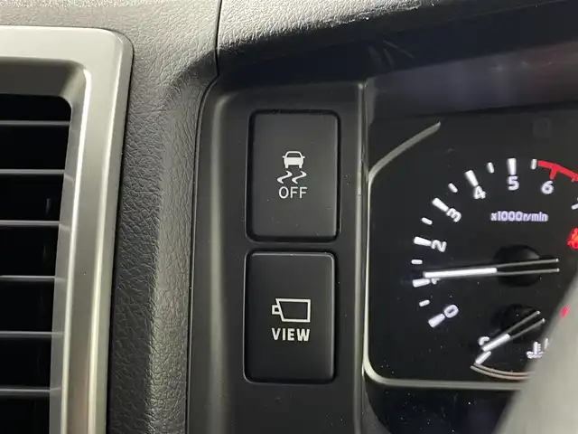 トヨタ ハイエース GL 埼玉県 2023(令5)年 2.6万km ホワイトパールクリスタルシャイン モデリスタエアロ　後席　全方位　ＬＥＤ　純正ナビ　ビルトインＥＴＣ　ドライブレコーダー　フルセグＴＶ　パワースライドドア　スマートキー　ＭＴモード付ＡＴ　衝突被害軽減