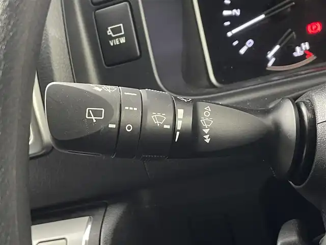 トヨタ ハイエース GL 埼玉県 2023(令5)年 2.6万km ホワイトパールクリスタルシャイン モデリスタエアロ　後席　全方位　ＬＥＤ　純正ナビ　ビルトインＥＴＣ　ドライブレコーダー　フルセグＴＶ　パワースライドドア　スマートキー　ＭＴモード付ＡＴ　衝突被害軽減