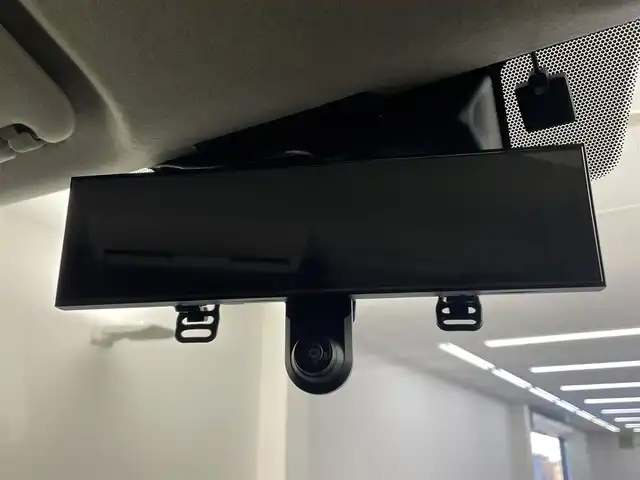 トヨタ ハイエース GL 埼玉県 2023(令5)年 2.6万km ホワイトパールクリスタルシャイン モデリスタエアロ　後席　全方位　ＬＥＤ　純正ナビ　ビルトインＥＴＣ　ドライブレコーダー　フルセグＴＶ　パワースライドドア　スマートキー　ＭＴモード付ＡＴ　衝突被害軽減