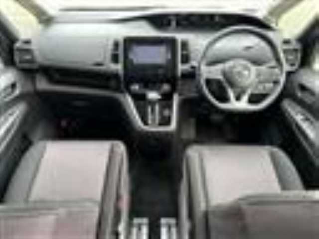 日産 セレナ ハイウェイスター 鹿児島県 2016(平28)年 7.4万km ブリリアントホワイトパール 2トーン 衝突被害軽減ブレーキ/純正ナビ/　　CD/DVD/BT/フルセグ/アラウンドビューモニター/両側パワースライドドア/クルーズコントロール/LEDオートライト/純正16インチアルミホイール/ステアリングスイッチ/リアオートエアコン/アイドリングストップ/USBポート/スマートキー/ETC