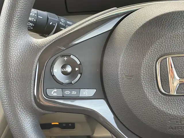 ホンダ Ｎ ＢＯＸ G L ホンダセンシング 道央・札幌 2020(令2)年 1.5万km プラチナホワイトパール ・４WD/・ホンダセンシング/・純正ナビ/　CD＆BT＆USB＆iPod/・バックカメラ/・コーナーセンサー/・レーンキープアシスト/・レーダークルーズコントロール/・片側パワースライドドア/・プッシュスタート/・スマートキー/・純正エンジンスターター/・オートライト/・オートエアコン/・シートヒーター/・ミラーヒーター/・電動格納ミラー/・ビルトインETC/・純正フロアマット/・ドアバイザー/・ウィンカーミラー/・ハンズフリー