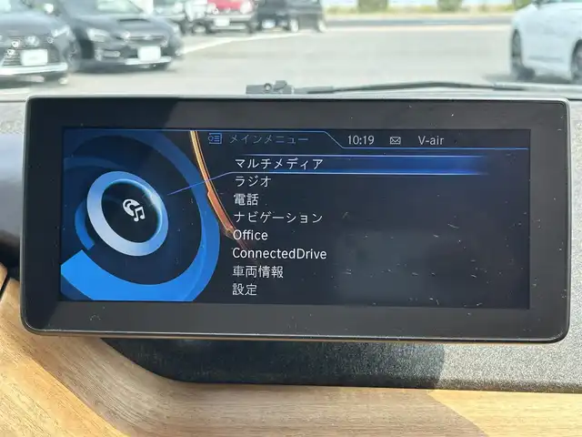 ＢＭＷ ｉ３ レンジエクステンダー 島根県 2016(平28)年 6.5万km 白 純正ナビ/(AM/FM/USB/Bluetooth)/ブラウンレザーシート/バックカメラ/インテリジェントセーフティ/アダクティブクルーズコントロール/D/N席シートヒーター/ドライブレコーダー/LEDヘッドライト/オートライト/社外AW付スタッドレス車載/スマートキー/スペアキー/プッシュスタート/ミラー内蔵型ETC/純正フロアマット/充電ケーブルあり/保証書/取扱説明書