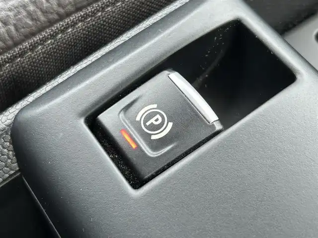 ＢＭＷ ｉ３ レンジエクステンダー 島根県 2016(平28)年 6.5万km 白 純正ナビ/(AM/FM/USB/Bluetooth)/ブラウンレザーシート/バックカメラ/インテリジェントセーフティ/アダクティブクルーズコントロール/D/N席シートヒーター/ドライブレコーダー/LEDヘッドライト/オートライト/社外AW付スタッドレス車載/スマートキー/スペアキー/プッシュスタート/ミラー内蔵型ETC/純正フロアマット/充電ケーブルあり/保証書/取扱説明書