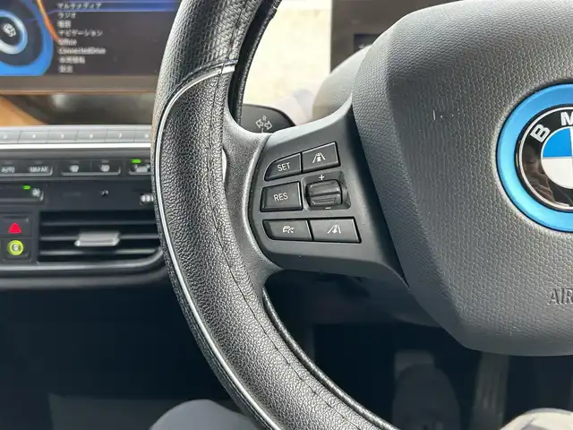 ＢＭＷ ｉ３ レンジエクステンダー 島根県 2016(平28)年 6.5万km 白 純正ナビ/(AM/FM/USB/Bluetooth)/ブラウンレザーシート/バックカメラ/インテリジェントセーフティ/アダクティブクルーズコントロール/D/N席シートヒーター/ドライブレコーダー/LEDヘッドライト/オートライト/社外AW付スタッドレス車載/スマートキー/スペアキー/プッシュスタート/ミラー内蔵型ETC/純正フロアマット/充電ケーブルあり/保証書/取扱説明書