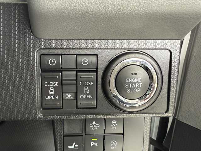 ダイハツ タント カスタム RS 京都府 2019(令1)年 7.5万km シャイニングホワイトパール スマートアシスト/・衝突回避支援ブレーキ機能/・衝突警報機能/・車線逸脱警報機能/・ブレーキ制御付誤発進抑制機能/・アダブティブドライビングビーム/純正9インチメモリーナビ、地デジ、Bluetooth/パノラマモニター/ビルトインETC/USB端子/純正ドライブレコーダー（ナビ連動）/ステアリングスイッチ/両側パワースライドドア /LEDヘッドランプ/純正15インチアルミホイール/レーダークルーズコントロール