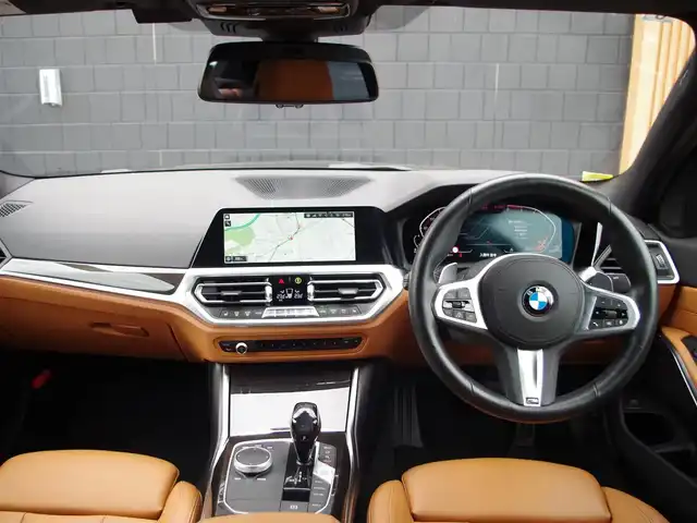 ＢＭＷ ＢＭＷ ３２０ｄ xDrive Mスポーツ EDジョイ+ 埼玉県 2021(令3)年 1.4万km サファイアブラックP 特別仕様車 /コニャックレザーシート /アダプティブクルーズコントロール /インテリジェントセーフティ /CarPlay /パークディスタンスコントロール/コンフォートアクセス /ブラインドスポットモニター /全周囲カメラ /純正ナビ /ETC /ワイヤレス充電/シートヒーター