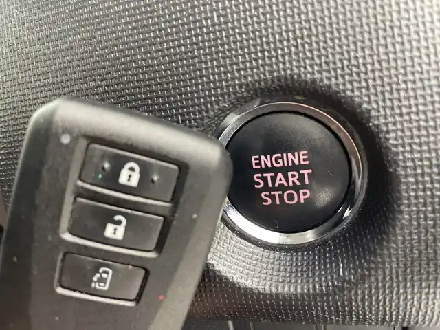 トヨタ ポルテ F 愛知県 2016(平28)年 6.7万km ホワイトパールクリスタルシャイン ナビ/・フルセグ/・Bluetooth/・DVD/・CD/片側パワースライドドア/バックカメラ/ＥＴＣ/レーンキープアシスト/ドラレコ/衝突軽減ブレーキ/ＡＢＳ/横滑り防止装置/盗難防止装置/オートライト/オートハイビーム/純正フロアマット/ダブルエアバッグ/スマートキー/パワーウィンドウ/パワーステアリング