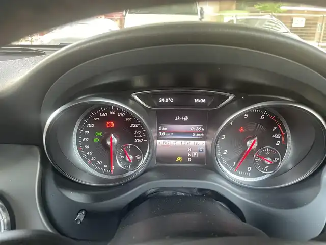 メルセデス・ベンツ ＣＬＡ１８０ AMG スタイル 大阪府 2017(平29)年 5.1万km カバンサイトブルー レーダーセーフティパッケージ/・ブラインドスポットアシスト/・ディスタンスパイロットディストロニック/・レーンキーピングアシスト/レーダークルーズコントロール/純正ナビ/・Bluetooth/・フルセグTV/・バックカメラ/ベンツ純正18インチアルミホイール/コーナーセンサー/プッシュスタート/パドルシフト/ハーフレザー/シートヒーター/新車保証書/取扱説明書
