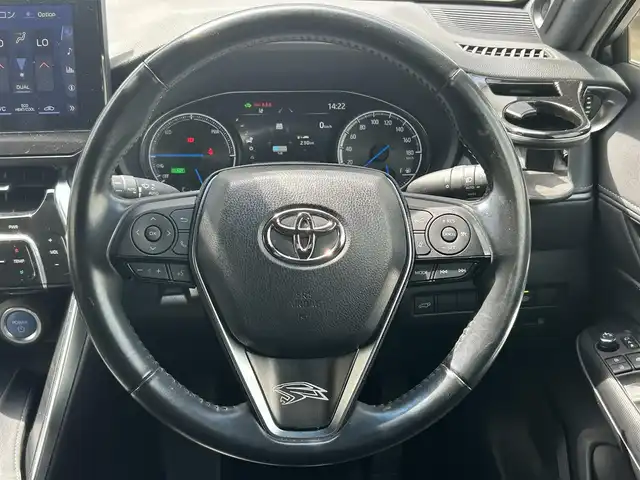 トヨタ ハリアー ハイブリッド G 福岡県 2021(令3)年 5.3万km ホワイトパールクリスタルシャイン ワンオーナー/純正メーカーナビ（フルセグTV・AM・FM・Bluetooth）/モデリスタエアロ(フロント/サイド/リア)/JBLスピーカー/電動リアゲート/ビルトインETC/レーダークルーズコントロール/コーナーセンサー（前後）/バックカメラ/ドライブセレクトモード/ドライブレコーダー（前後）/USB入力端子/ウィンカーミラー/純正18インチホイール/純正フロアマット/LEDヘッドライト/LEDフォグランプ/オートライト/オートハイビーム/ドアバイザー/プッシュスタートボタン/AACエアコン/スマートキー×２本/取扱説明書/保証書
