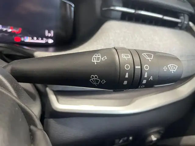 クライスラー・ジープ ジープ コンパス ロンジチュード 静岡県 2021(令3)年 2.3万km 赤 後期モデル/Uconnect5ナビ/フルセグTV/Bluetooth/USB/AM/FM/ACC/androidauto/パークアシスト（前後）/トラフィックサインレコグニション/インテリジェントスピードアシスト/純正17インチAW/プレミアムファブリックシート/ブラックルーフレール/ブラックペイントルーフ