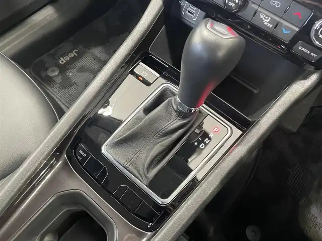 クライスラー・ジープ ジープ コンパス ロンジチュード 静岡県 2021(令3)年 2.3万km 赤 後期モデル/Uconnect5ナビ/フルセグTV/Bluetooth/USB/AM/FM/ACC/androidauto/パークアシスト（前後）/トラフィックサインレコグニション/インテリジェントスピードアシスト/純正17インチAW/プレミアムファブリックシート/ブラックルーフレール/ブラックペイントルーフ