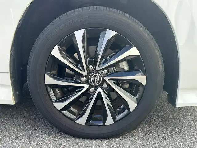 トヨタ ノア S－Z 大阪府 2023(令5)年 2万km ホワイトパールクリスタルシャイン ワンオーナー/トヨタセーフティセンス/・衝突軽減ブレーキ/・クリアランスソナー/・レーダークルーズコントロール/・レーンキープアシスト　/メーカー8インチナビ　/   フルセグTV/Bluetooth/USB　/バックモニター　/１４インチ後席モニター　/前席シートヒーター　/両側パワースライドドア　　/前方ドライブレコーダー/純正17インチアルミホイール/純正フロアマット/プッシュスタート/スマートキー/ビルトインＥＴＣ2.0　/ＬＥＤ