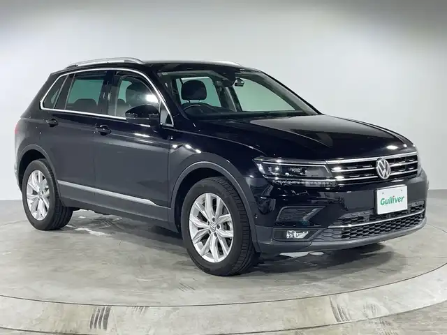 フォルクスワーゲン ティグアン TDI 4モーション ハイライン 福岡県 2018(平30)年 1.3万km 紺 メーカー純正メモリナビ/全方位カメラ/ワンセグ/レーダークルーズコントロール/自動パーキング/電動吏アゲート/ヘッドアップディスプレイ/コーナーセンサー/CD/DVD/AM/FM/USB/Bluetooth/スマートキー/シートヒーター(D/N)/前ドラレコ/ブラインドスポットモニター/ETC2.0/横滑り防止装置/純正アルミホイール/純正フロアマット/レーンキープアシスト/パドルシフト