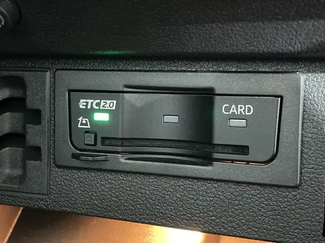 フォルクスワーゲン ティグアン TDI 4モーション ハイライン 福岡県 2018(平30)年 1.3万km 紺 メーカー純正メモリナビ/全方位カメラ/ワンセグ/レーダークルーズコントロール/自動パーキング/電動吏アゲート/ヘッドアップディスプレイ/コーナーセンサー/CD/DVD/AM/FM/USB/Bluetooth/スマートキー/シートヒーター(D/N)/前ドラレコ/ブラインドスポットモニター/ETC2.0/横滑り防止装置/純正アルミホイール/純正フロアマット/レーンキープアシスト/パドルシフト