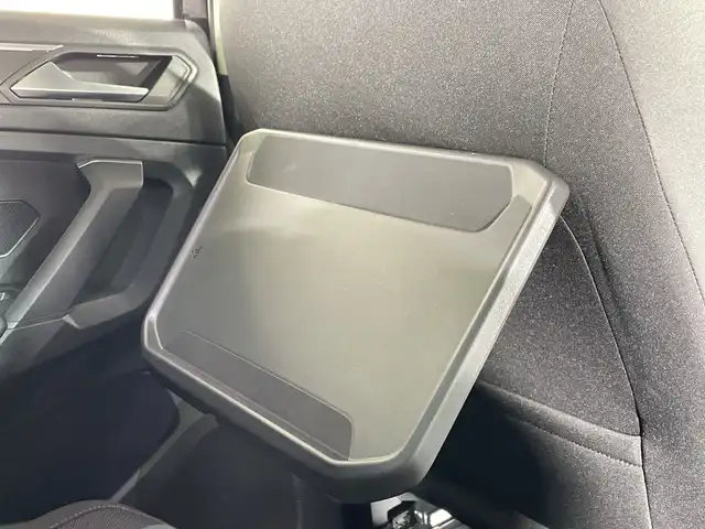 フォルクスワーゲン ティグアン TDI 4モーション ハイライン 福岡県 2018(平30)年 1.3万km 紺 メーカー純正メモリナビ/全方位カメラ/ワンセグ/レーダークルーズコントロール/自動パーキング/電動吏アゲート/ヘッドアップディスプレイ/コーナーセンサー/CD/DVD/AM/FM/USB/Bluetooth/スマートキー/シートヒーター(D/N)/前ドラレコ/ブラインドスポットモニター/ETC2.0/横滑り防止装置/純正アルミホイール/純正フロアマット/レーンキープアシスト/パドルシフト