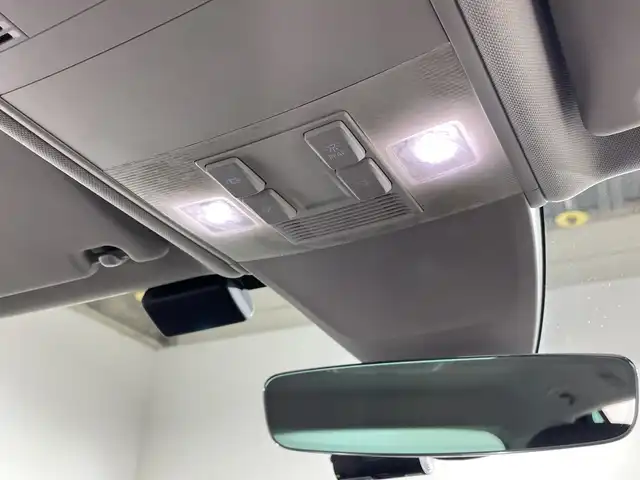 フォルクスワーゲン ティグアン TDI 4モーション ハイライン 福岡県 2018(平30)年 1.3万km 紺 メーカー純正メモリナビ/全方位カメラ/ワンセグ/レーダークルーズコントロール/自動パーキング/電動吏アゲート/ヘッドアップディスプレイ/コーナーセンサー/CD/DVD/AM/FM/USB/Bluetooth/スマートキー/シートヒーター(D/N)/前ドラレコ/ブラインドスポットモニター/ETC2.0/横滑り防止装置/純正アルミホイール/純正フロアマット/レーンキープアシスト/パドルシフト