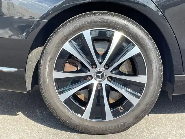 メルセデス・ベンツ Ｅ４５０ 4マチック エクスクルーシブ 青森県 2020(令2)年 2.7万km オブシディアンブラック /・ワンオーナー/・４WD/・ツインターボ/・純正エアサス/・パノラマサンルーフ/・ブルメスターサランドサウンドシステム/・道路標識アシスト/・アクティブブレーキアシスト/・アテンションアシスト/・レーンチェンジアシスト/・ブラインドスポットモニター/・インテリジェントライトシステム/・クルーズコントロール(追従式)/・茶革シート/・前席パワーシート/・全席シートヒーター /・前席エアシート /・純正HDDナビ/　【Bluetooth・USB・AppleCarPlay・AndroidAuto】/・フルセグTV/・全方位カメラ/・ETC2.0/・パワートランク/・LEDヘッドランプ/・純正マット/・保証書/取説