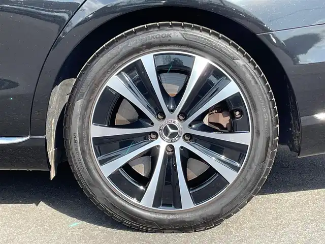 メルセデス・ベンツ Ｅ４５０ 4マチック エクスクルーシブ 青森県 2020(令2)年 2.7万km オブシディアンブラック /・ワンオーナー/・４WD/・ツインターボ/・純正エアサス/・パノラマサンルーフ/・ブルメスターサランドサウンドシステム/・道路標識アシスト/・アクティブブレーキアシスト/・アテンションアシスト/・レーンチェンジアシスト/・ブラインドスポットモニター/・インテリジェントライトシステム/・クルーズコントロール(追従式)/・茶革シート/・前席パワーシート/・全席シートヒーター /・前席エアシート /・純正HDDナビ/　【Bluetooth・USB・AppleCarPlay・AndroidAuto】/・フルセグTV/・全方位カメラ/・ETC2.0/・パワートランク/・LEDヘッドランプ/・純正マット/・保証書/取説