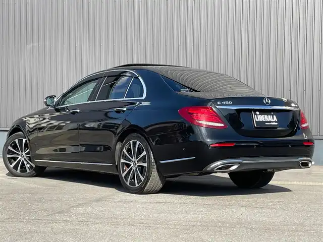メルセデス・ベンツ Ｅ４５０ 4マチック エクスクルーシブ 青森県 2020(令2)年 2.7万km オブシディアンブラック /・ワンオーナー/・４WD/・ツインターボ/・純正エアサス/・パノラマサンルーフ/・ブルメスターサランドサウンドシステム/・道路標識アシスト/・アクティブブレーキアシスト/・アテンションアシスト/・レーンチェンジアシスト/・ブラインドスポットモニター/・インテリジェントライトシステム/・クルーズコントロール(追従式)/・茶革シート/・前席パワーシート/・全席シートヒーター /・前席エアシート /・純正HDDナビ/　【Bluetooth・USB・AppleCarPlay・AndroidAuto】/・フルセグTV/・全方位カメラ/・ETC2.0/・パワートランク/・LEDヘッドランプ/・純正マット/・保証書/取説