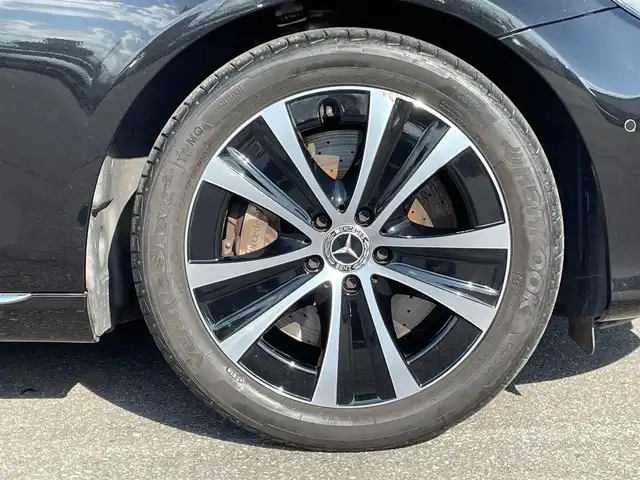 メルセデス・ベンツ Ｅ４５０ 4マチック エクスクルーシブ 青森県 2020(令2)年 2.7万km オブシディアンブラック /・ワンオーナー/・４WD/・ツインターボ/・純正エアサス/・パノラマサンルーフ/・ブルメスターサランドサウンドシステム/・道路標識アシスト/・アクティブブレーキアシスト/・アテンションアシスト/・レーンチェンジアシスト/・ブラインドスポットモニター/・インテリジェントライトシステム/・クルーズコントロール(追従式)/・茶革シート/・前席パワーシート/・全席シートヒーター /・前席エアシート /・純正HDDナビ/　【Bluetooth・USB・AppleCarPlay・AndroidAuto】/・フルセグTV/・全方位カメラ/・ETC2.0/・パワートランク/・LEDヘッドランプ/・純正マット/・保証書/取説