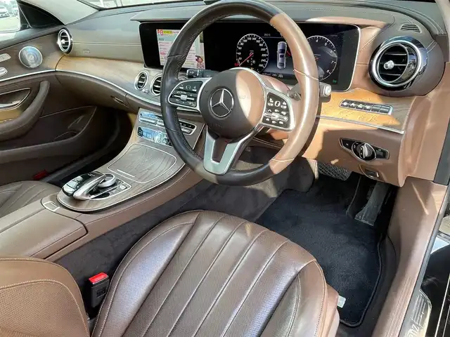 メルセデス・ベンツ Ｅ４５０ 4マチック エクスクルーシブ 青森県 2020(令2)年 2.7万km オブシディアンブラック /・ワンオーナー/・４WD/・ツインターボ/・純正エアサス/・パノラマサンルーフ/・ブルメスターサランドサウンドシステム/・道路標識アシスト/・アクティブブレーキアシスト/・アテンションアシスト/・レーンチェンジアシスト/・ブラインドスポットモニター/・インテリジェントライトシステム/・クルーズコントロール(追従式)/・茶革シート/・前席パワーシート/・全席シートヒーター /・前席エアシート /・純正HDDナビ/　【Bluetooth・USB・AppleCarPlay・AndroidAuto】/・フルセグTV/・全方位カメラ/・ETC2.0/・パワートランク/・LEDヘッドランプ/・純正マット/・保証書/取説