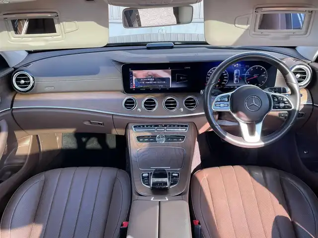 メルセデス・ベンツ Ｅ４５０ 4マチック エクスクルーシブ 青森県 2020(令2)年 2.7万km オブシディアンブラック /・ワンオーナー/・４WD/・ツインターボ/・純正エアサス/・パノラマサンルーフ/・ブルメスターサランドサウンドシステム/・道路標識アシスト/・アクティブブレーキアシスト/・アテンションアシスト/・レーンチェンジアシスト/・ブラインドスポットモニター/・インテリジェントライトシステム/・クルーズコントロール(追従式)/・茶革シート/・前席パワーシート/・全席シートヒーター /・前席エアシート /・純正HDDナビ/　【Bluetooth・USB・AppleCarPlay・AndroidAuto】/・フルセグTV/・全方位カメラ/・ETC2.0/・パワートランク/・LEDヘッドランプ/・純正マット/・保証書/取説