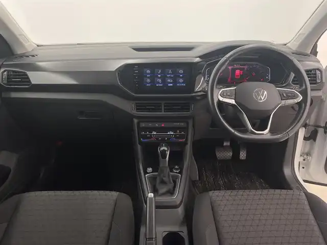 フォルクスワーゲン ＶＷ Ｔ－クロス TSI アクティブ 岡山県 2022(令4)年 1.1万km ピュアホワイト IQDRIVE/ディスカバリーパッケージ/純正HDDナビ/AppleCarPlay/Bluetooth/バックカメラ/パドルシフト/ドライブレコーダー/アダクティブクルーズコントロール/パークアシスト/リヤトラフィックアラート/パークディスタンスコントロール/レーンキープアシスト/ブレーキアシスト/ブラインドスポット/レインセンサー/ハイビームアシスト/ESC/ABS