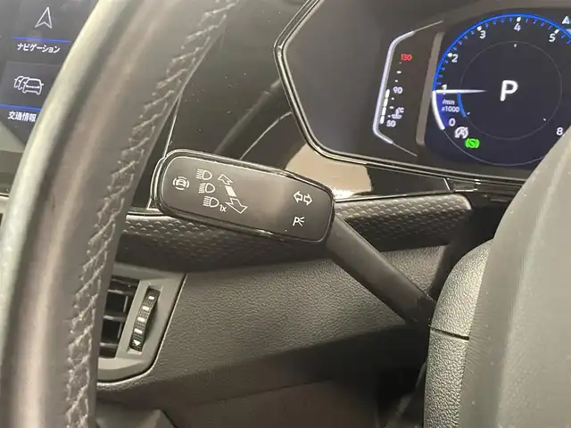 フォルクスワーゲン ＶＷ Ｔ－クロス TSI アクティブ 岡山県 2022(令4)年 1.1万km ピュアホワイト IQDRIVE/ディスカバリーパッケージ/純正HDDナビ/AppleCarPlay/Bluetooth/バックカメラ/パドルシフト/ドライブレコーダー/アダクティブクルーズコントロール/パークアシスト/リヤトラフィックアラート/パークディスタンスコントロール/レーンキープアシスト/ブレーキアシスト/ブラインドスポット/レインセンサー/ハイビームアシスト/ESC/ABS