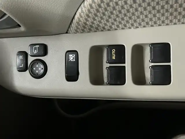 日産 ＮＶ１００クリッパー リオ G 静岡県 2021(令3)年 0.4万km スノーパールホワイト ユーザー買取車両/純正オーディオ（AM/FM/CD）/純正14インチAW/純正HIDヘッドライト/ドライブレコーダー/オートライト/オートステップ/ベンチシート/シートヒーター（運転席）/両側パワースライドドア/横滑り防止装置/衝突被害軽減システム/レーンアシスト/ウィンカーミラー/保証書/取扱説明書