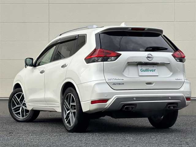 日産 エクストレイル オーテック 茨城県 2019(令1)年 8.1万km ブリリアントホワイトパール 純正9インチナビ(MM518D-L)/　(FM/AM/Bluetooth/TV/CD/DVD)/バックカメラ/インテリジェントエマージェンシーブレーキ/レザーシート/シートヒーター(全席)/パワーバックドア/ヒーター付きドアミラー/ETC/コーナーセンサー/オートライト/ドライブレコーダー(前方)/LEDヘッドライト/純正アルミホイール