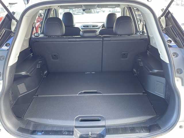 日産 エクストレイル 20X エマージェンシーブレーキ 栃木県 2013(平25)年 9.5万km ブリリアントホワイトパール 純正ＳＤナビ/・Bluetooth CD DVD/・TV ワンセグ/・アラウンドビューモニター/クルーズコントロール/4WD/ドアバイザー/スマートスペアキー/レザーシート/シートヒーター/ＬＥＤヘッドライト/オートライト/衝突被害軽減システム/コーナーセンサー/レーンキープアシスト/ダウンヒルアシストコントロール