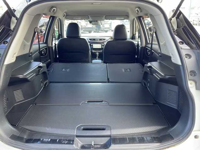 日産 エクストレイル 20X エマージェンシーブレーキ 栃木県 2013(平25)年 9.5万km ブリリアントホワイトパール 純正ＳＤナビ/・Bluetooth CD DVD/・TV ワンセグ/・アラウンドビューモニター/クルーズコントロール/4WD/ドアバイザー/スマートスペアキー/レザーシート/シートヒーター/ＬＥＤヘッドライト/オートライト/衝突被害軽減システム/コーナーセンサー/レーンキープアシスト/ダウンヒルアシストコントロール