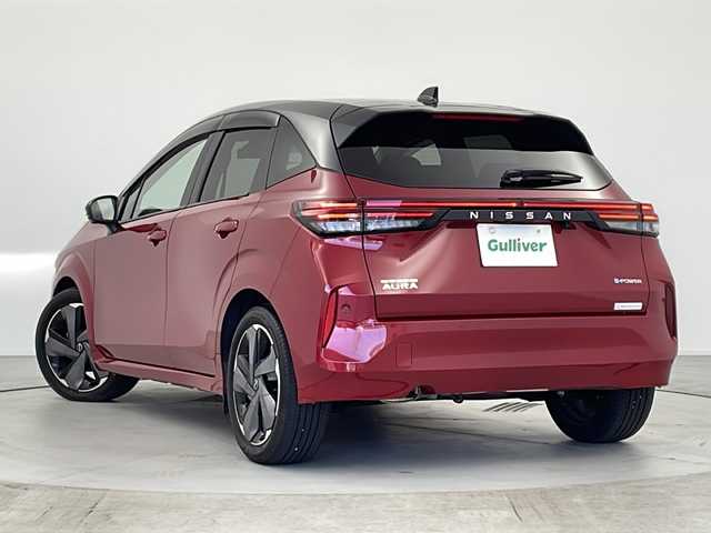 日産 オーラ G 愛知県 2023(令5)年 0.6万km ガーネットレッド/スーパーブラック 2トーン /自店買い上げ予定他店落札不可//禁煙車//純正9インチメモリナビ//AM/FM/USB/BT/HDMI/Android　Auto/フルセグ//TVキャンセラー//インテリジェントルームミラー//BOSEサウンド//純正ドライブレコーダー//アラウンドビューモニター//ハーフレザーシート//ビルトインETC2.0//革巻きステアリング//ステアリングスイッチ//LEDオートライト//フォグランプ//オートハイビーム//電動パーキングブレーキ//オートブレーキホールド//プッシュスタート//オートリトラウィンカーミラー//プロパイロット//エマージェンシーブレーキ//インテリジェントLI//インテリジェントBSI//インテリジェントDA//LDW//BSW//RCTA//VDC//コーナーセンサー//EV/SPORT/ECO/NORMALモード//インテリジェントキー//ISOFIX//純正フロアマット//純正ドアバイザー//保証書/取扱説明書/スペアキー