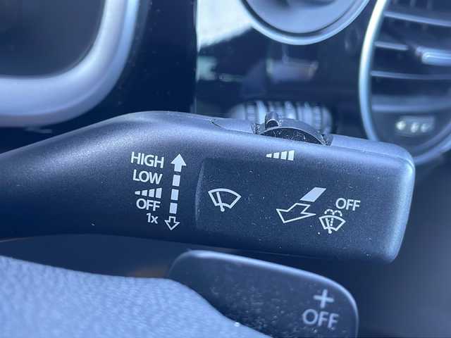 フォルクスワーゲン ザ・ビートル ターボ エクスクルーシブ 山口県 2015(平27)年 6.2万km パール フェンダーサウンド　/ドライブレコーダー　/クルーズコントロール　/レザーシート　/シートヒーター　/パーキングアシスト　/横滑り防止装置　/オートライト　/ＬＥＤヘッドライト　/ディスプレイオーディオ　　/コーナーセンサー