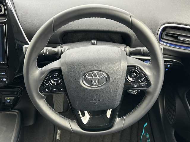 トヨタ プリウス S ツーリングセレクション 愛知県 2019(平31)年 5.1万km スティールブロンドM 純正９インチナビ/・フルセグ/・CD/DVD/・Bluetooth/ビルトインETC2.0/デジタルインナーミラー/バックカメラ/プリクラッシュセーフティ/レーンディパーチャーアラート/ふらつき検知/アダプティブクルーズコントロール/横滑り防止/クリアランスソナー/合皮レザーシート/シートヒーター/オートハイビーム/フォグランプ/電動格納ウィンカーミラー/プッシュスタート