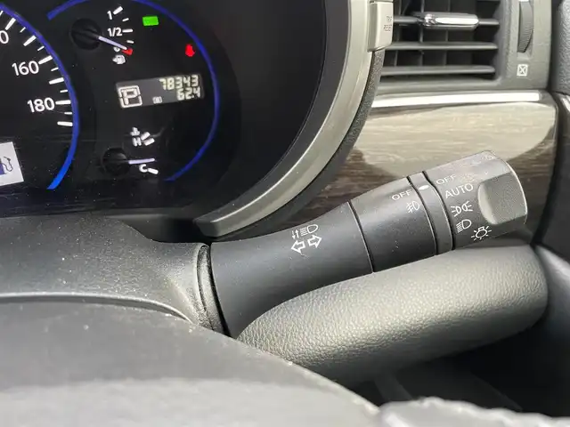 日産 エルグランド 250HWS アーバンクロム 福岡県 2012(平24)年 7.9万km ブリリアントホワイトパール (株)IDOMが運営する【じしゃロン八幡西店】の自社ローン専用車両になります。こちらは現金またはオートローンご利用時の価格です。自社ローンご希望の方は別途その旨お申付け下さい/・純正ナビ/・バックカメラ/・Bluetooth/・DVD再生可/・フリップダウンモニター/・両側パワースライドドア/・プッシュスタート/・純正18インチホイール