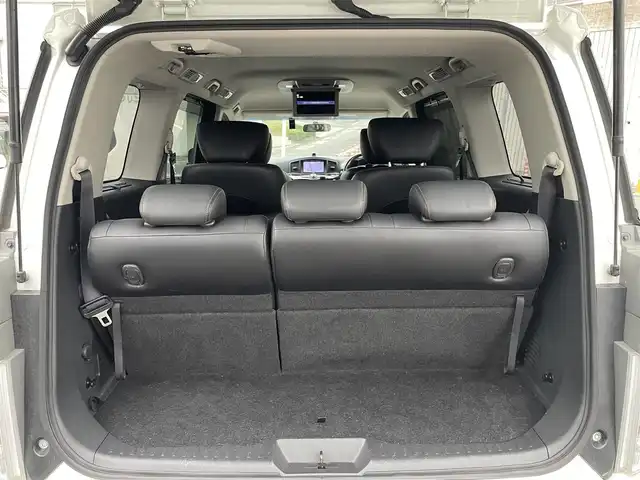 日産 エルグランド 250HWS アーバンクロム 福岡県 2012(平24)年 7.9万km ブリリアントホワイトパール (株)IDOMが運営する【じしゃロン八幡西店】の自社ローン専用車両になります。こちらは現金またはオートローンご利用時の価格です。自社ローンご希望の方は別途その旨お申付け下さい/・純正ナビ/・バックカメラ/・Bluetooth/・DVD再生可/・フリップダウンモニター/・両側パワースライドドア/・プッシュスタート/・純正18インチホイール