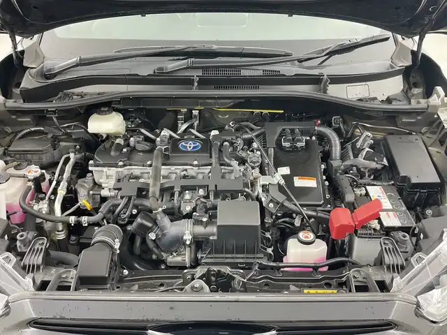 トヨタ カローラ クロス ハイブリッド Z 愛知県 2022(令4)年 4.8万km アティチュードブラックマイカ 純正７インチディスプレイオーディオ/(ナビ/Bluetooth/USB/フルセグ/AppleCarplay/AndroidAuto)/パノラミックビューモニター(メーカーOP)/ビルトインＥＴＣ/前後ドライブレコーダー/トヨタセーフティセンス/・プリクラッシュセーフティ/・レーントレーシングアシスト/・レーンディパーチャーアラート/・レーダークルーズコントロール/・オートマチックハイビーム/・ロードサインアシスト/ブラインドスポットモニター/前後コーナーセンサー/運転席パワーシート/前席シートヒーター/パワーバックドア/オートライト/ＬＥＤヘッドライトシーケンシャルターンランプ/フォグランプ/ステアリングスイッチ/純正フロアマット/純正18インチＡＷ/電動パーキングブレーキ/電格ウインカーミラー