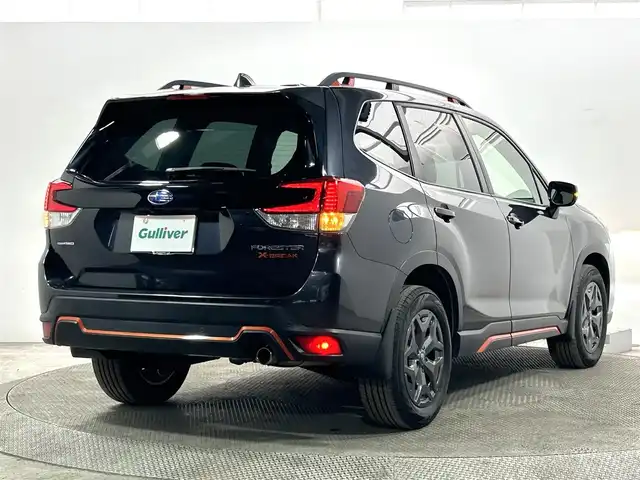 スバル フォレスター X－ブレイク 大阪府 2018(平30)年 3.4万km ダークグレーメタリック 社外ナビ(フルセグ/DVD再生/Bluetooth) バックカメラ ETC 衝突軽減 レーダークルコン レーンアシスト ハーフレザー パワーシート/ヒーター ハンドルヒーター ルーフレール USB