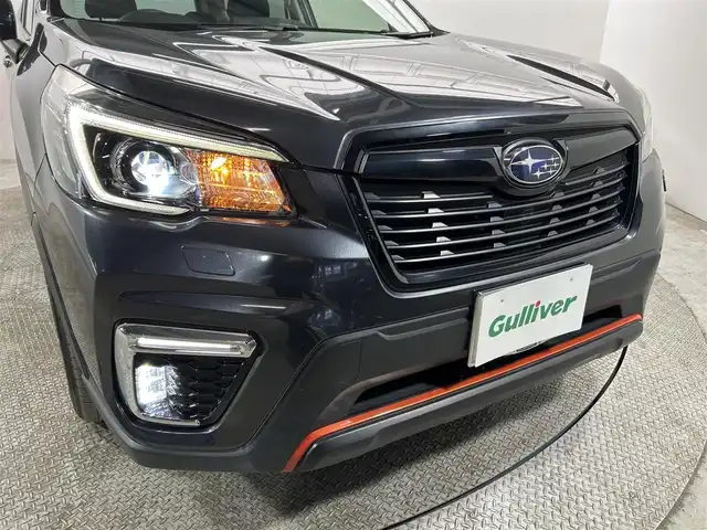 スバル フォレスター X－ブレイク 大阪府 2018(平30)年 3.4万km ダークグレーメタリック 社外ナビ(フルセグ/DVD再生/Bluetooth) バックカメラ ETC 衝突軽減 レーダークルコン レーンアシスト ハーフレザー パワーシート/ヒーター ハンドルヒーター ルーフレール USB