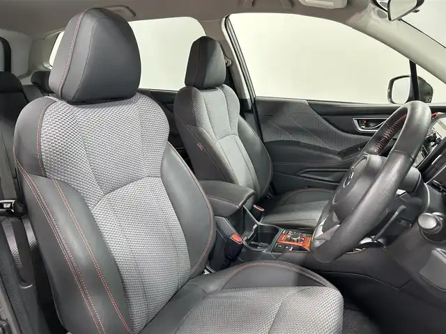 スバル フォレスター X－ブレイク 大阪府 2018(平30)年 3.4万km ダークグレーメタリック 社外ナビ(フルセグ/DVD再生/Bluetooth) バックカメラ ETC 衝突軽減 レーダークルコン レーンアシスト ハーフレザー パワーシート/ヒーター ハンドルヒーター ルーフレール USB