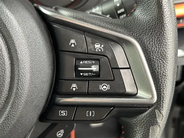 スバル フォレスター X－ブレイク 大阪府 2018(平30)年 3.4万km ダークグレーメタリック 社外ナビ(フルセグ/DVD再生/Bluetooth) バックカメラ ETC 衝突軽減 レーダークルコン レーンアシスト ハーフレザー パワーシート/ヒーター ハンドルヒーター ルーフレール USB