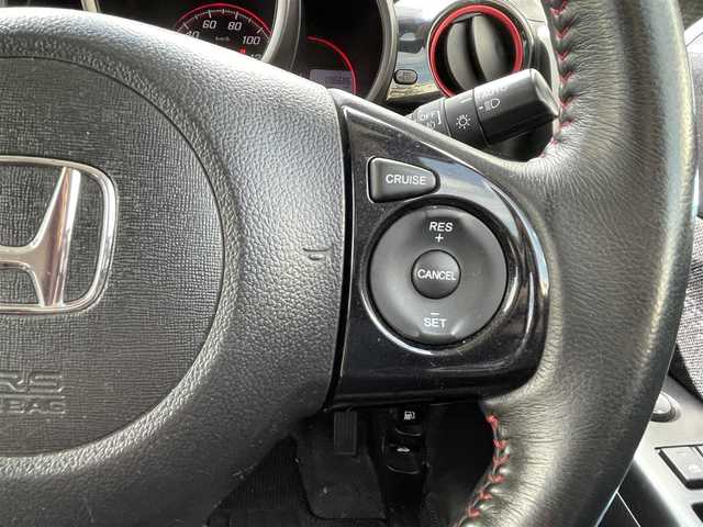 ホンダ Ｎ ＢＯＸ カスタム G ターボSSパッケージ 福岡県 2014(平26)年 9.7万km プレミアムホワイトパール (株)IDOMが運営する【じしゃロン八幡西店】の自社ローン専用車両になります。こちらは現金またはオートローンご利用時の価格です。自社ローンご希望の方は別途その旨お申付け下さい/純正ナビ/バックカメラ/両側パワースライドドア/ETC/ステアリングスイッチ/純正アルミホイール/ウィンカーミラー/プッシュスタート/スペアキー