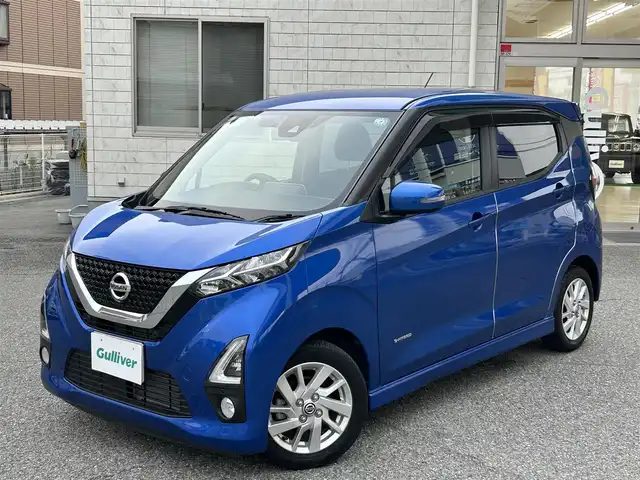 日産 デイズ HWS X プロパイロットED 兵庫県 2019(令1)年 3.3万km オーシャンブルーP 純正9インチメモリーナビ/・フルセグTV/・FM/AM/・Bluetooth/・CD/DVD/ドライブレコーダー/ETC/アラウンドビューモニター/プロパイロット/インテリジェントエマージェンシーブレーキ（自動ブレーキ）/車線逸脱防止支援/踏み間違い衝突防止アシスト/インテリジェント FCW（前方衝突予測警報）/インテリジェント DA（ふらつき警報）/標識検知機能（進入禁止、最高速度、一時停止）/先行車発進お知らせ/ABS（アンチロックブレーキシステム）/VDC（ビークルダイナミクスコントロール／横滑り防止装置）/ヒルスタートアシスト/LEDヘッドライト/フォグランプ/前後クリアランスソナー/オートライト/電格ミラー/プッシュスタート/純正フロアマット/ISOFIX/革巻きステアリング/スペアキー1本/新車時保証書